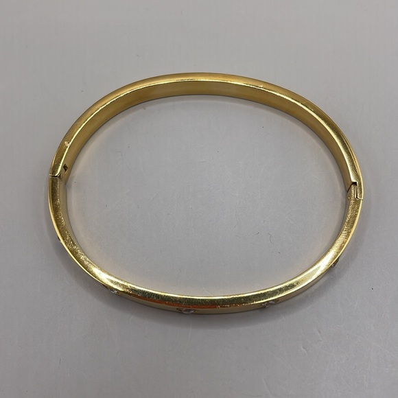 Vintage Gold Tone Rhinestone Bangle Cuff Statement Bracelet - Picture 4 of 4